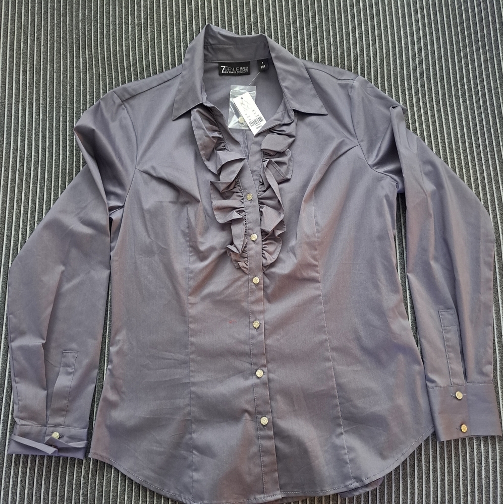 NWT 7th Avenue New York and Company  grey top size S